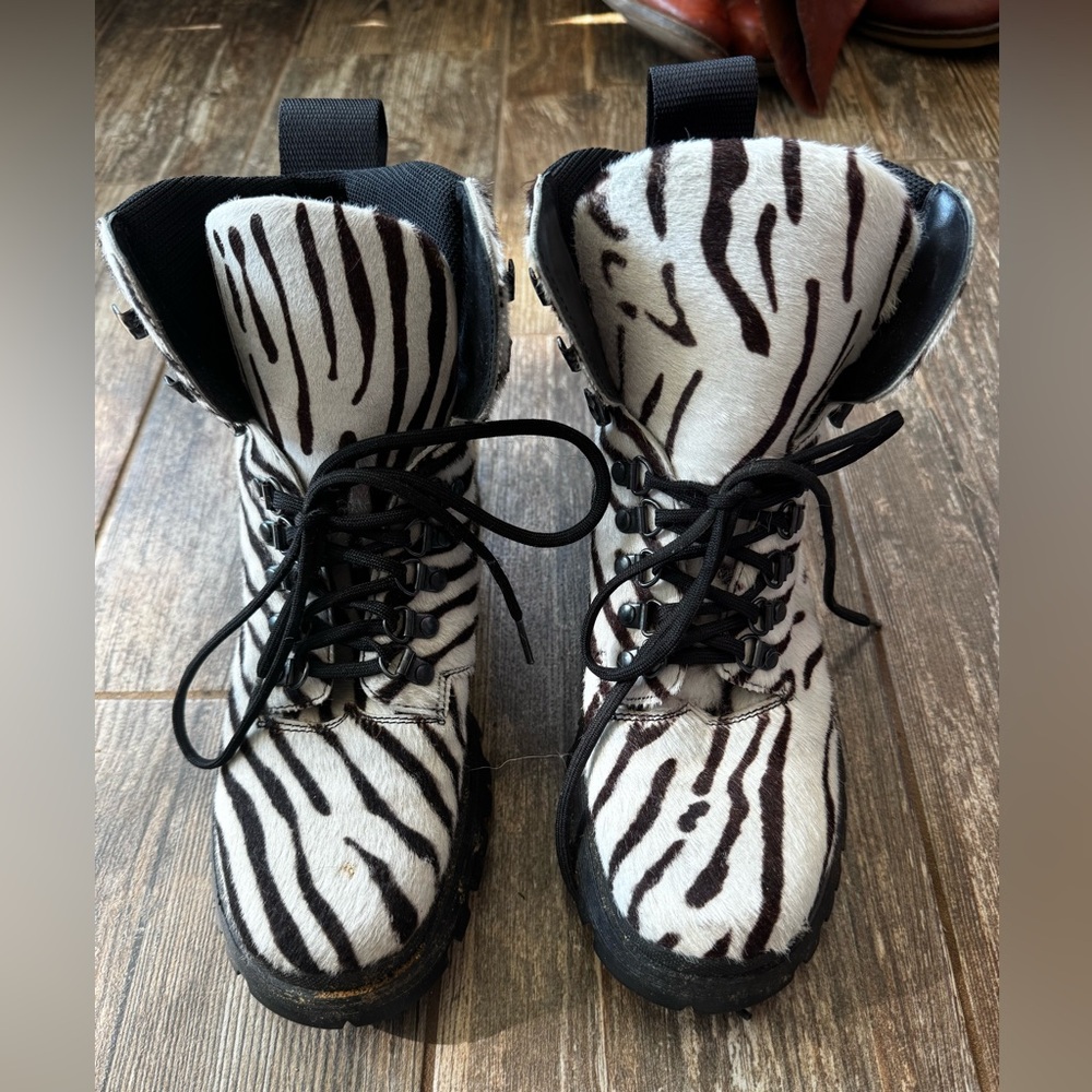 PRADA Tall Zebra Fur Riding Boots 37.5 - Picture 2 of 7